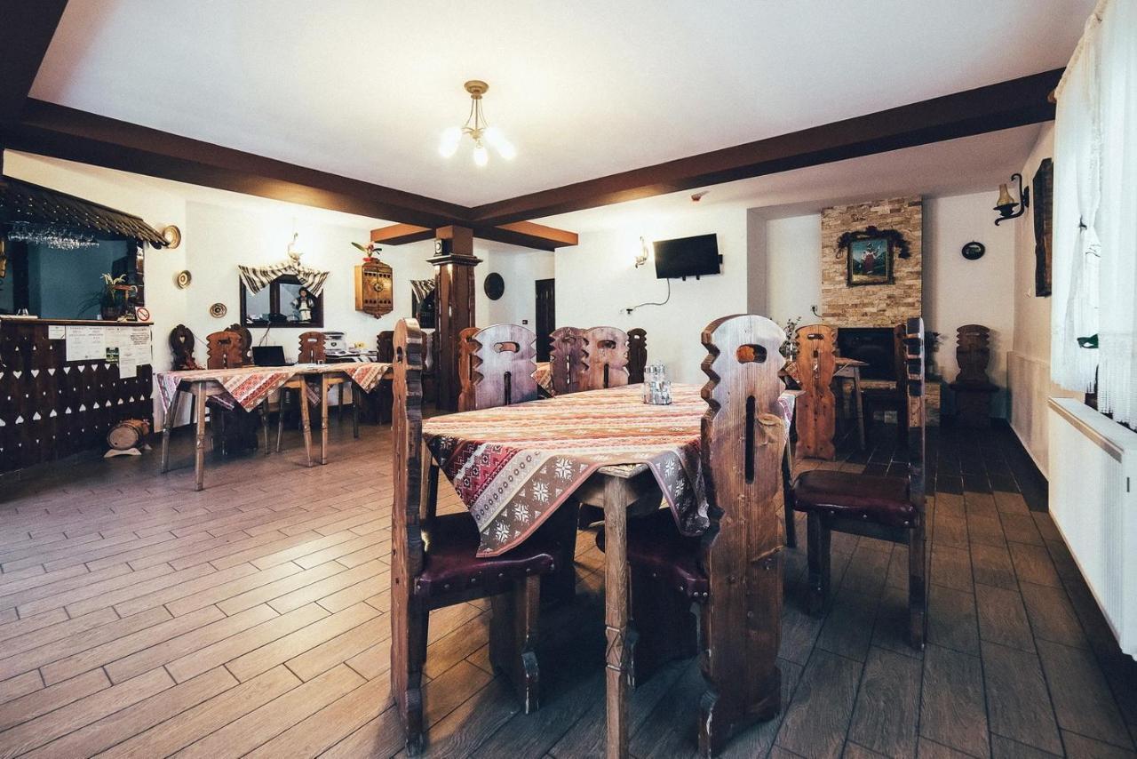 Conacul Domnitei Hotel Voroneț Exterior foto